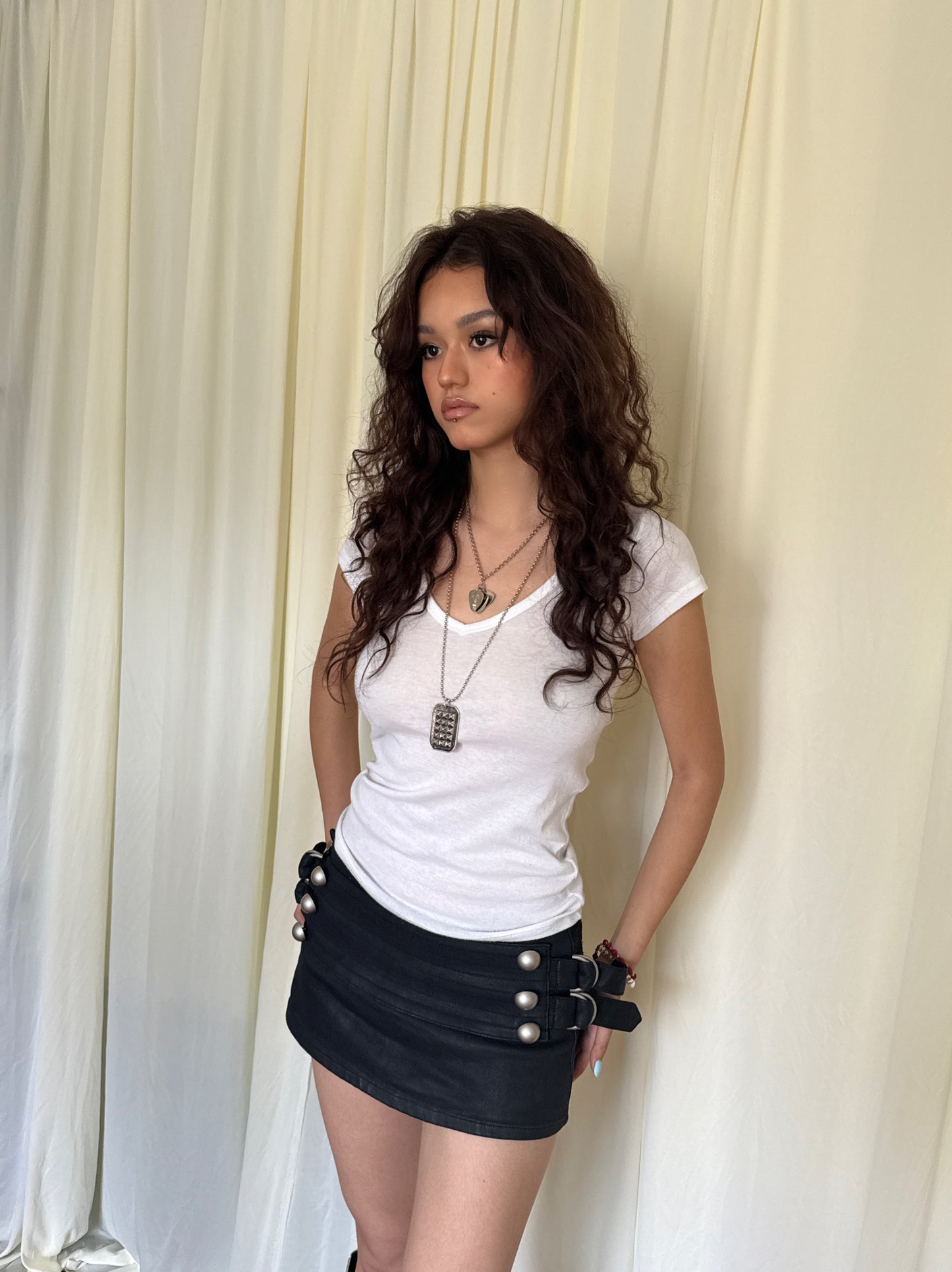 SIVALASY Low Rise Waxed Denim Mini Skirt